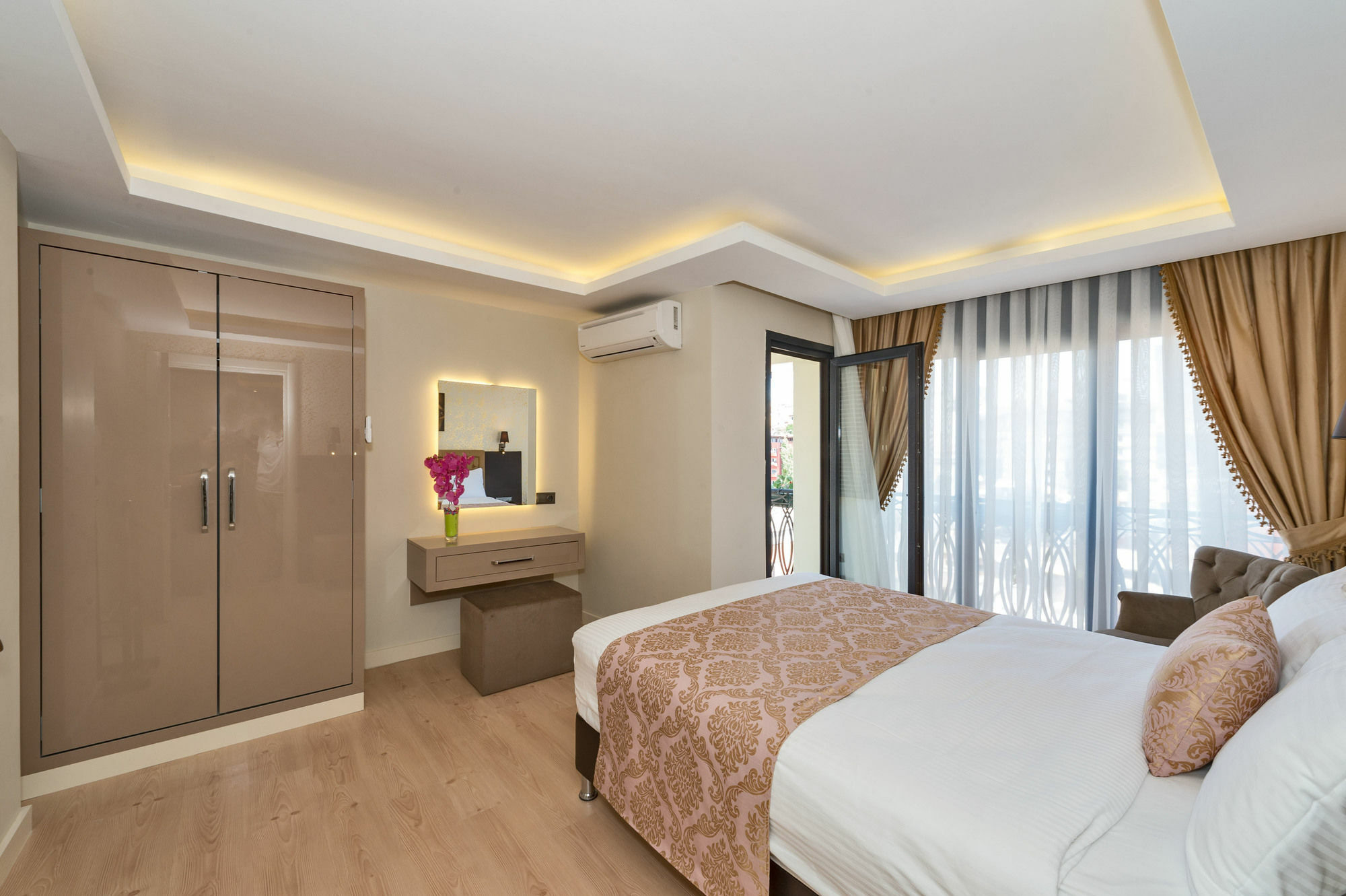 Gen Hotel de apartamente 3*